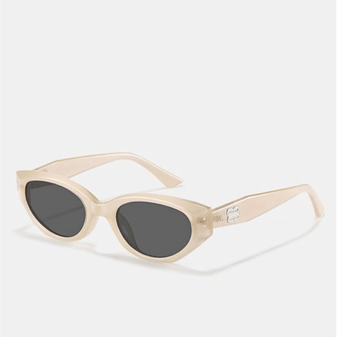 Elira Cat-Eye Statement Shades