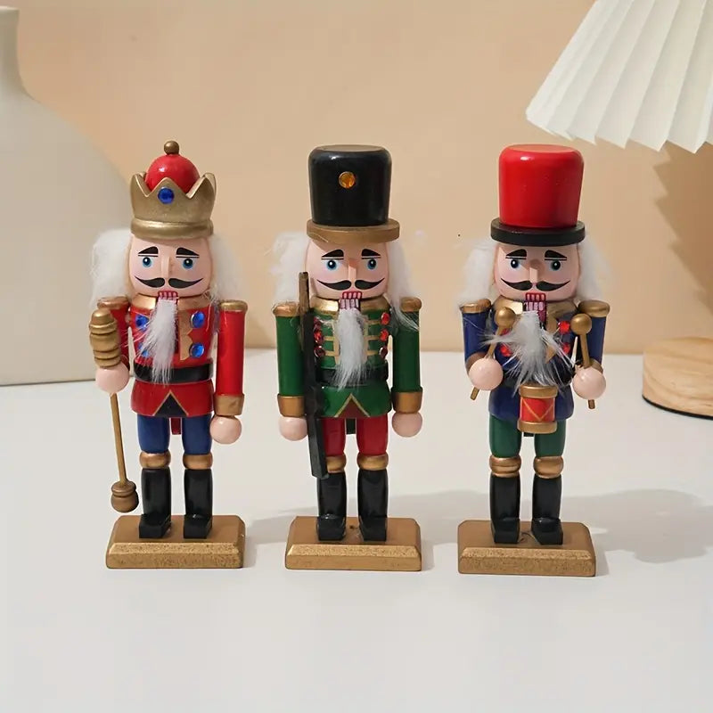 Wooden Nutcracker Decor Set