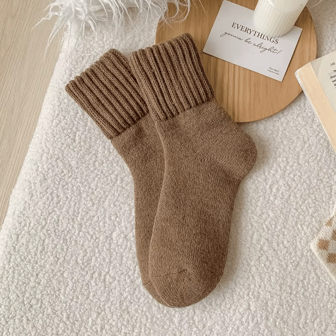 Celeste Knitted Cashmere Socks - 5 Pairs