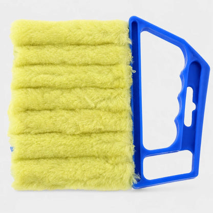 SlatGrip™ Venetian Blind Duster