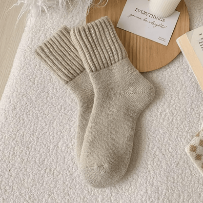 Celeste Knitted Cashmere Socks - 5 Pairs