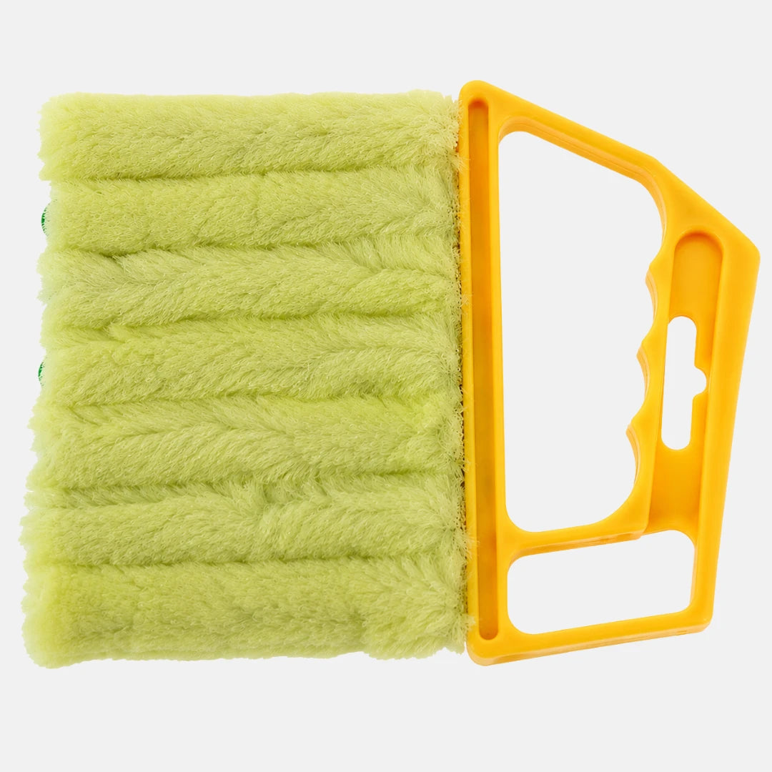 SlatGrip™ Venetian Blind Duster