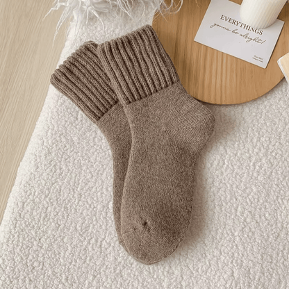 Celeste Knitted Cashmere Socks - 5 Pairs
