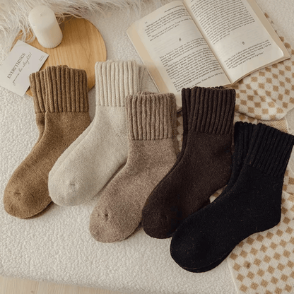 Celeste Knitted Cashmere Socks - 5 Pairs