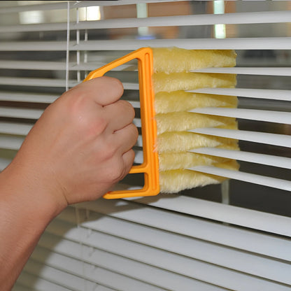 SlatGrip™ Venetian Blind Duster