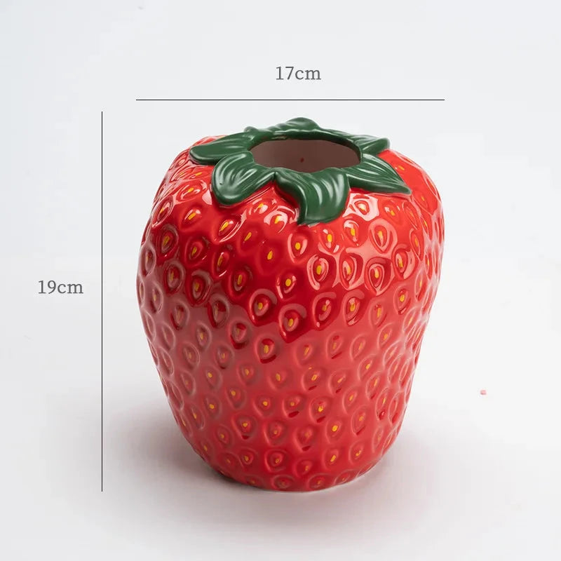 BerryVase™ Strawberry Ceramic Vase