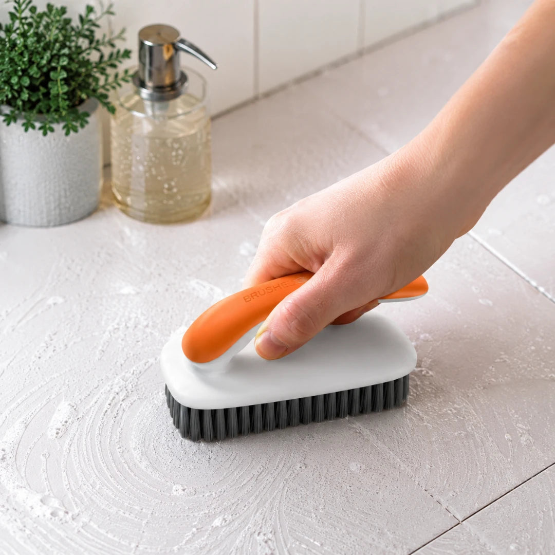 ClearGrip™ Ergonomic Brush