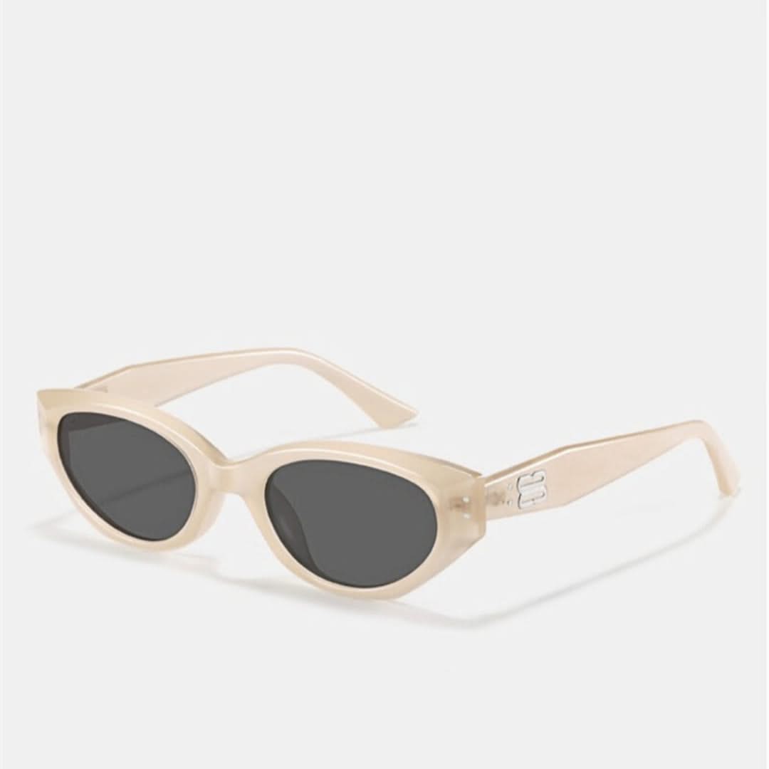 Elira Cat-Eye Statement Shades