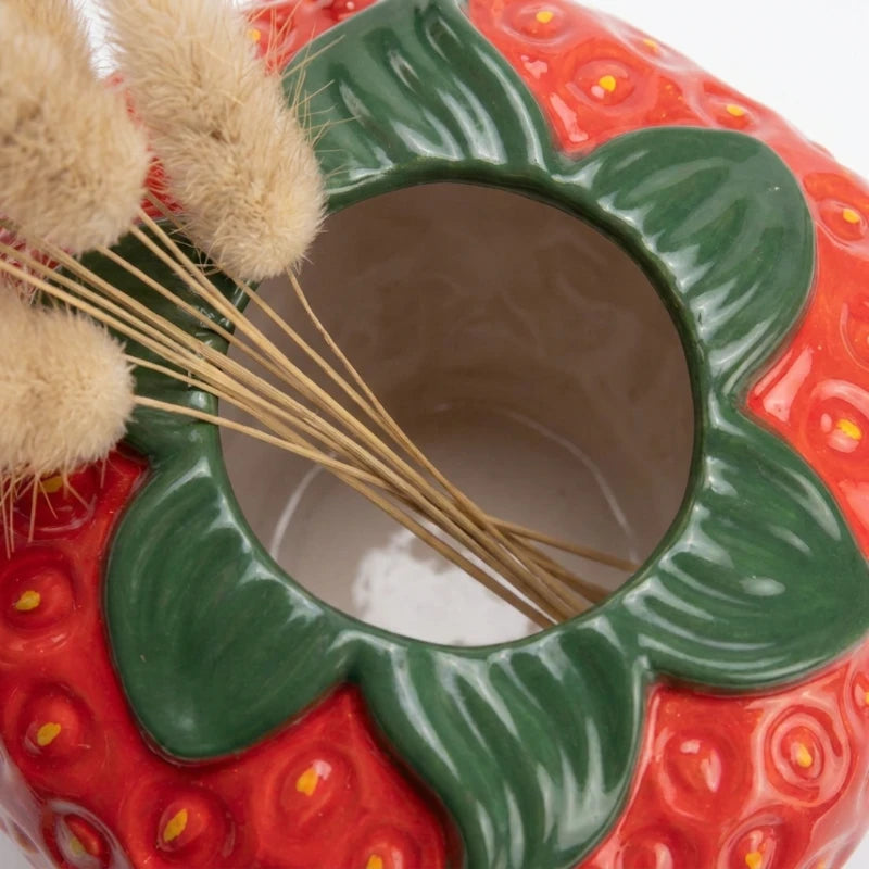 BerryVase™ Strawberry Ceramic Vase