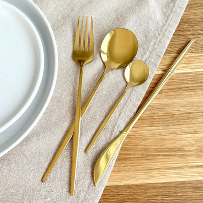 Minimalist Gold Flatware Set 24 Pieces