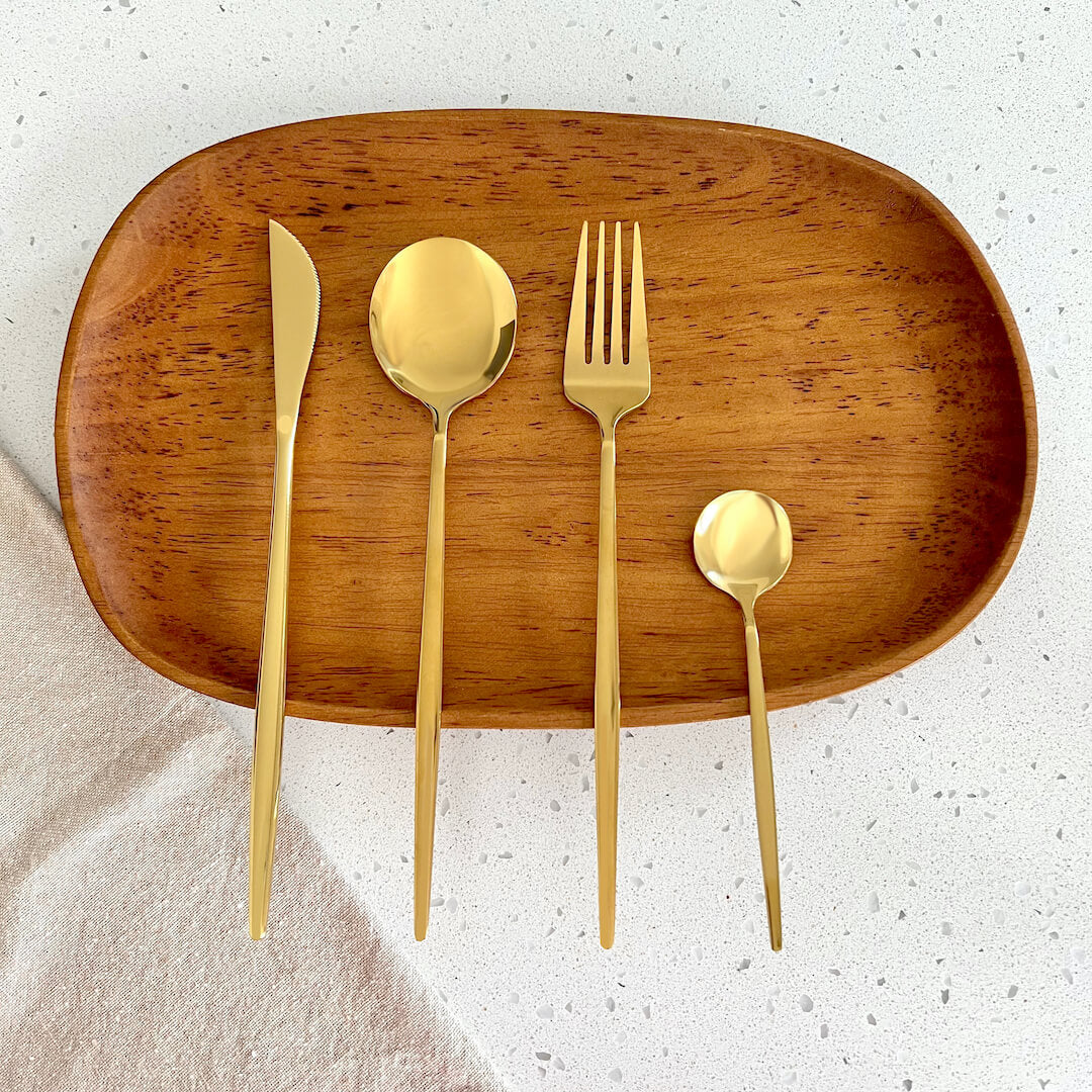 Minimalist Gold Flatware Set 24 Pieces