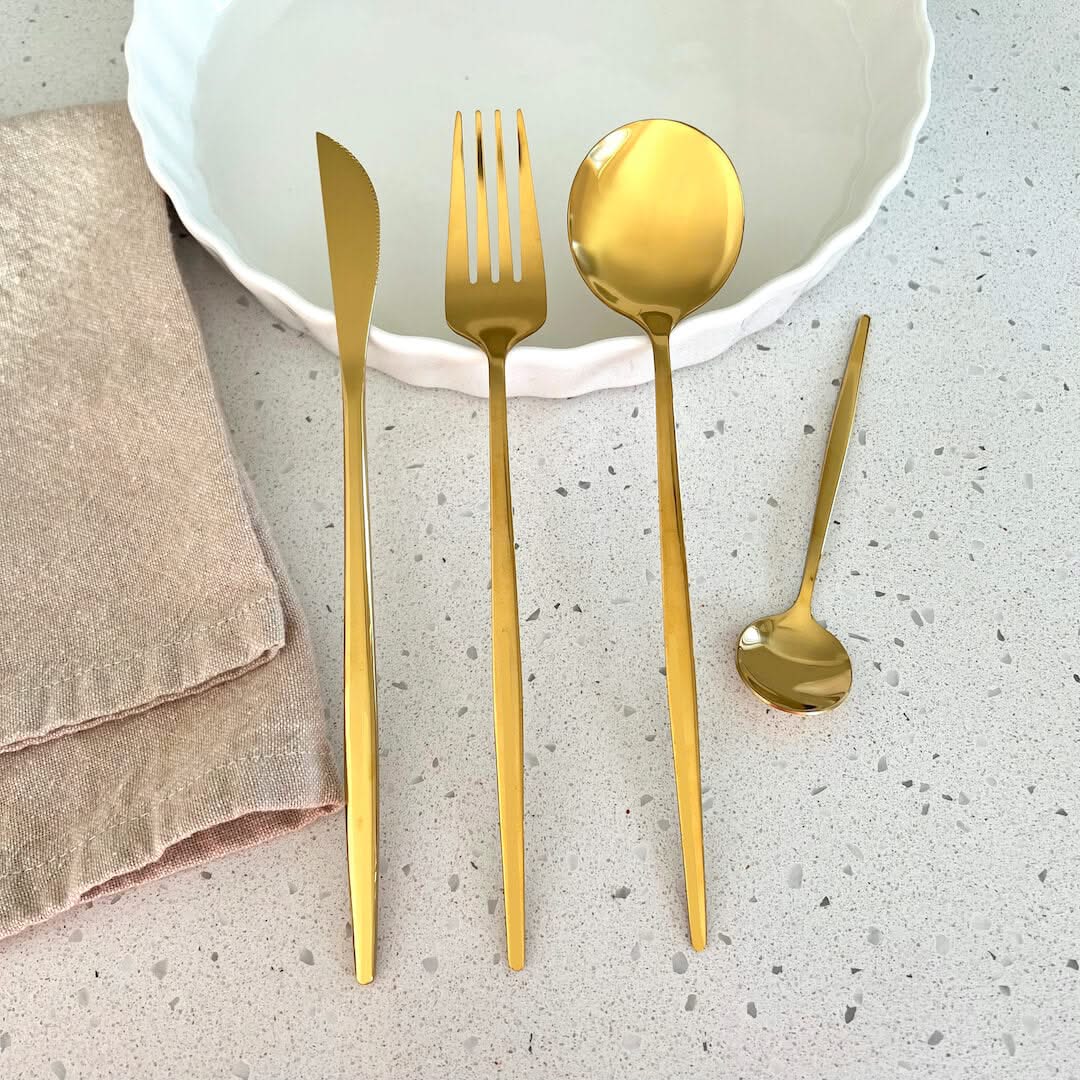 Minimalist Gold Flatware Set 24 Pieces