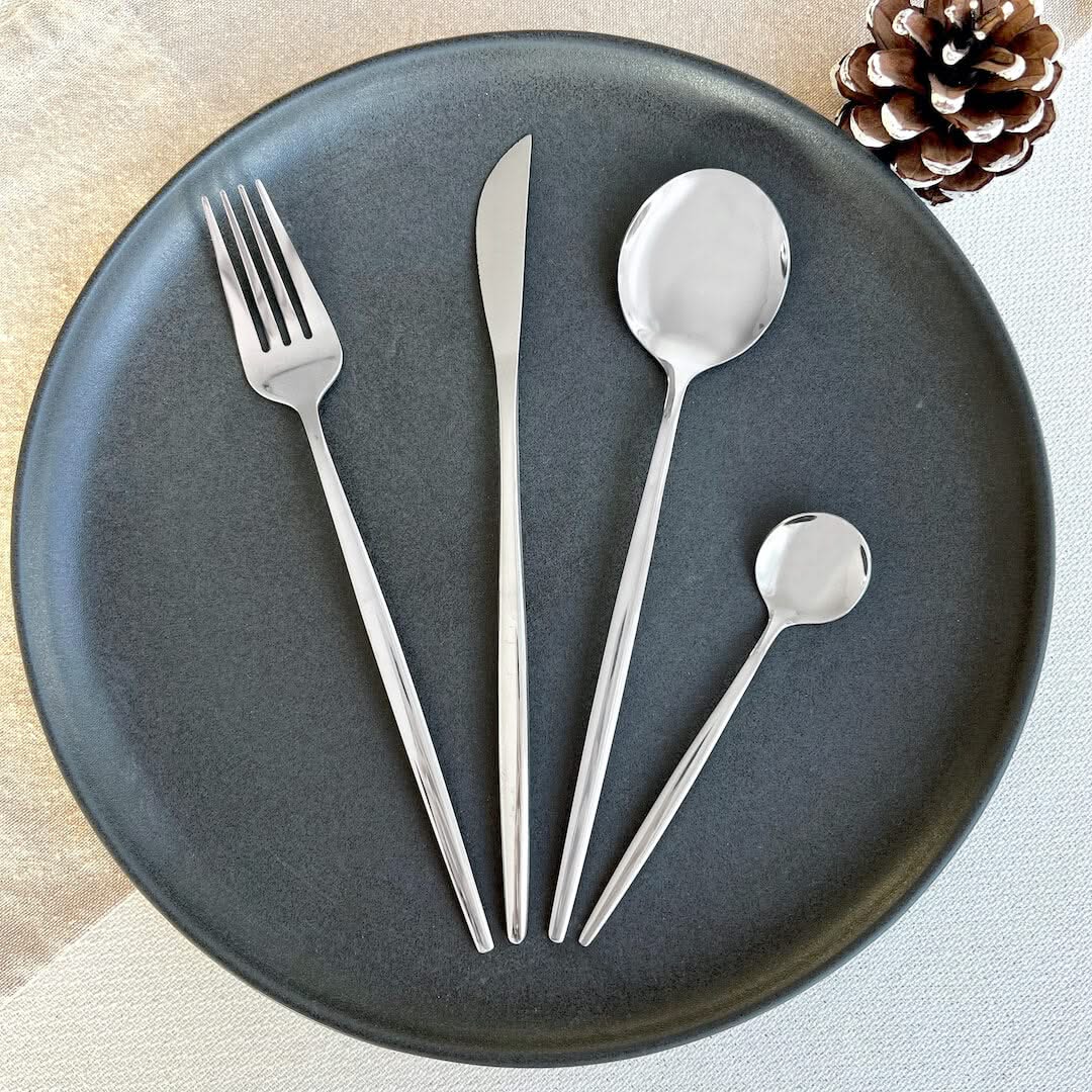 Modern Silver Flatware Set 24 Pieces