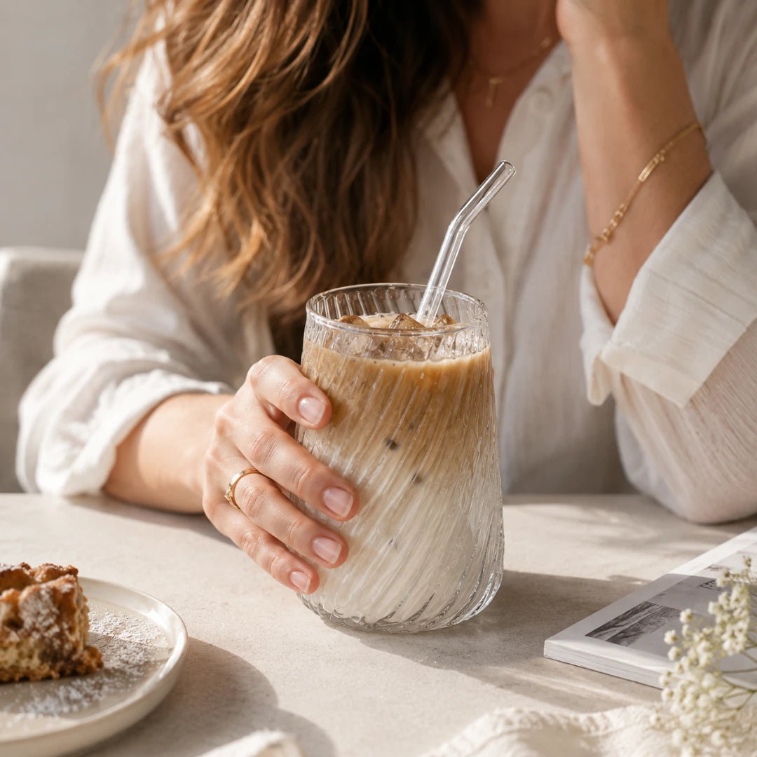 TwistPour™ Twisted Glass & Straw Set