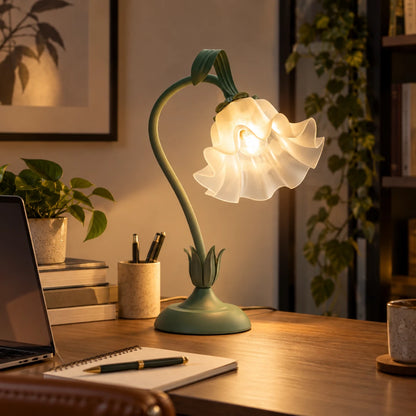WildBloom™ Twist Desk Lamp