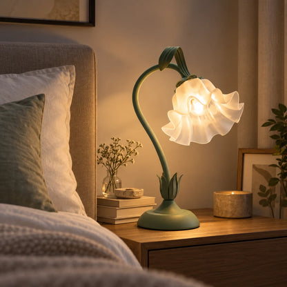 WildBloom™ Twist Desk Lamp