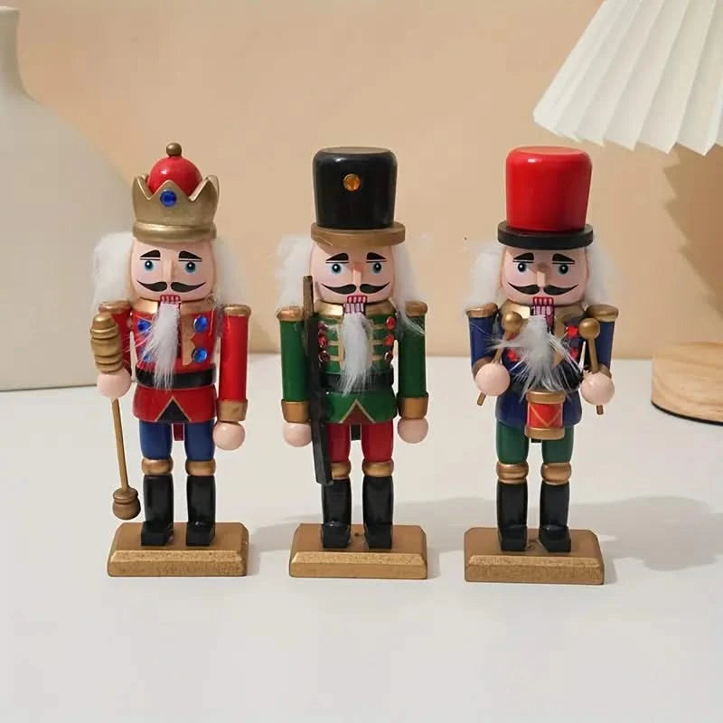 Wooden Nutcracker Decor Set
